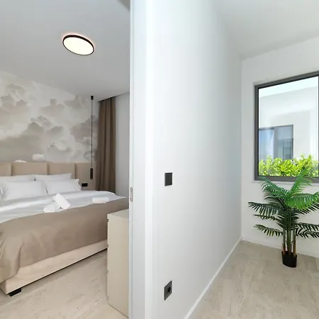 Cloud 9 D7 Villa *