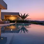 Cloud 9 D7 Villa *