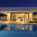 Villa Cloud 9 D7 *