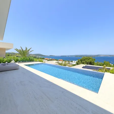 Villa Cloud 9 D7 Tkon