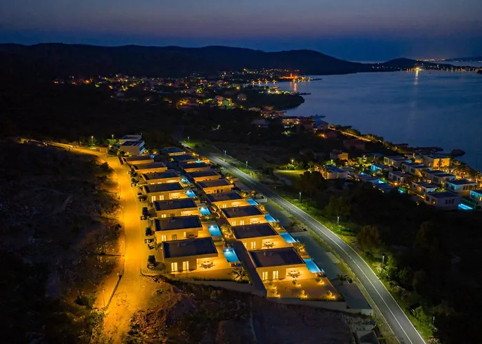 Cloud 9 D7 빌라 트콘